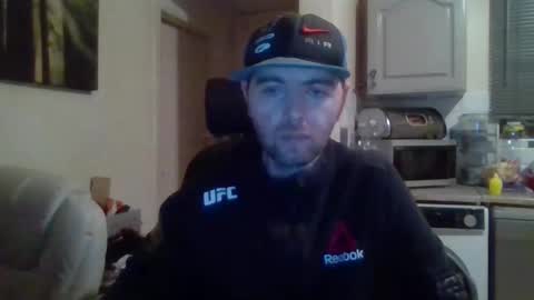 Snapshot of blackvswhite2022 chatting on 02/24/25, 12:52 blackvswhite2022 online show from 02/24/25, 12:52