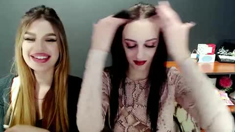 Snapshot of blacky_berry chatting on 01/03/25, 04:48 Ivy online show from 01/03/25, 04:48