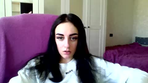 Snapshot of blacky_berry chatting on 02/13/25, 01:48 Ivy online show from 02/13/25, 01:48