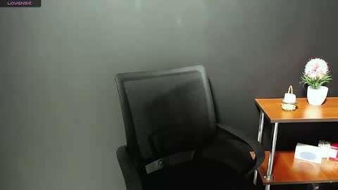 Snapshot of blacky_berry chatting on 03/01/25, 12:34 Ivy online show from 03/01/25, 12:34