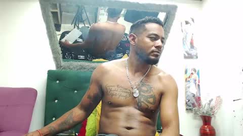 Snapshot of blade_foxx chatting on 12/28/24, 08:16 Richard online show from 12/28/24, 08:16