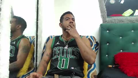 Snapshot of blade_foxx chatting on 01/07/25, 02:53 Richard online show from 01/07/25, 02:53