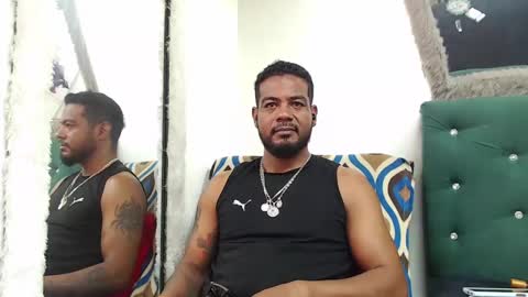 Snapshot of blade_foxx chatting on 01/08/25, 05:48 Richard online show from 01/08/25, 05:48