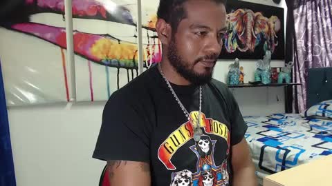 Snapshot of blade_foxx chatting on 01/23/25, 08:24 Richard online show from 01/23/25, 08:24