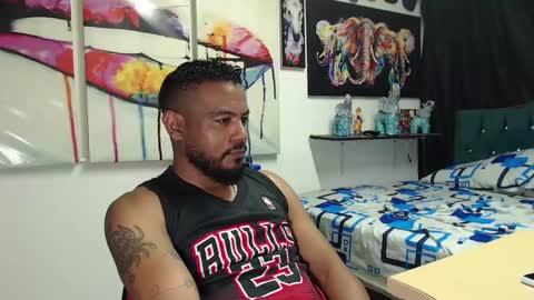 Snapshot of blade_foxx chatting on 01/28/25, 06:05 Richard online show from 01/28/25, 06:05