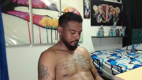 Snapshot of blade_foxx chatting on 02/04/25, 03:44 Richard online show from 02/04/25, 03:44