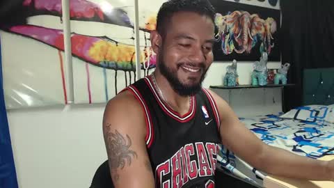 Snapshot of blade_foxx chatting on 02/05/25, 04:06 Richard online show from 02/05/25, 04:06