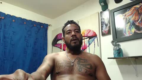 Snapshot of blade_foxx chatting on 02/23/25, 02:07 Richard online show from 02/23/25, 02:07