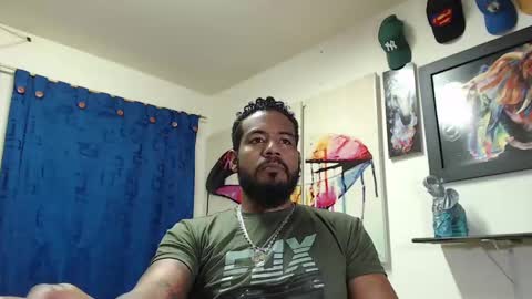 Snapshot of blade_foxx chatting on 03/03/25, 02:04 Richard online show from 03/03/25, 02:04