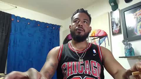 Snapshot of blade_foxx chatting on 03/04/25, 06:15 Richard online show from 03/04/25, 06:15