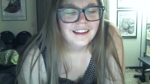 bladesizzo3111 online show from 12/25/24, 06:20