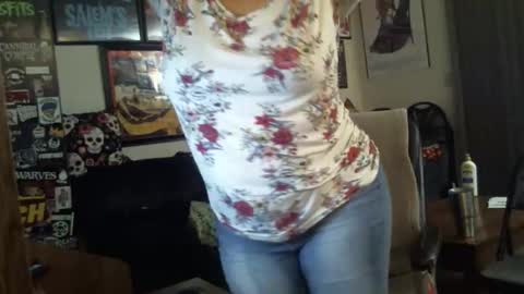 bladesizzo3111 online show from 02/23/25, 08:06