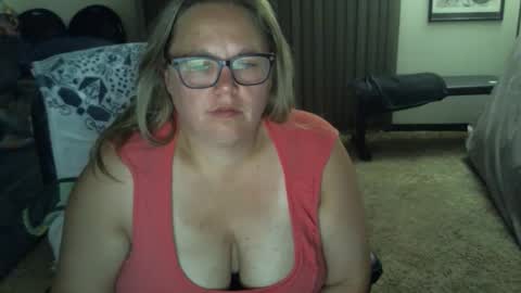 bladesizzo3111 online show from 09/19/25, 07:21