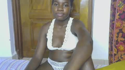 VIVIAN online show from 09/16/25, 02:34