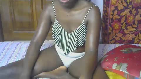 VIVIAN online show from 11/01/25, 12:40