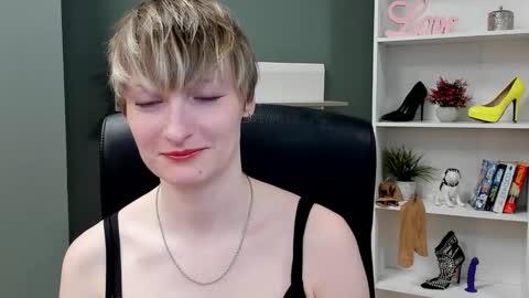 Blair online show from 09/16/25, 06:14