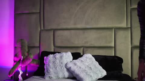 Blair online show from 04/06/26, 01:47