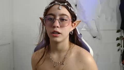   online show from 10/31/25, 03:13