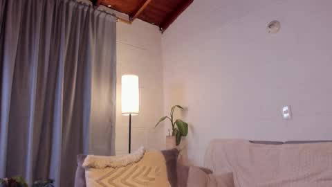 Snapshot of blake_levi chatting on 12/21/24, 02:30 Blake Levi Independent Model online show from 12/21/24, 02:30