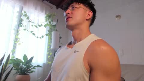 Snapshot of blake_levi chatting on 03/26/26, 05:18 Blake Levi Independent Model online show from 03/26/26, 05:18