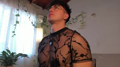 Snapshot of blake_levi chatting on 05/24/26, 01:05 Blake Levi Independent Model online show from 05/24/26, 01:05