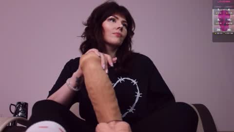 Britney online show from 11/21/25, 11:53