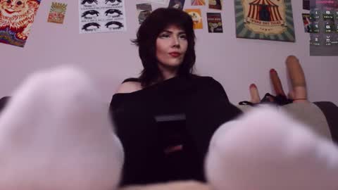 Britney online show from 02/06/26, 01:36