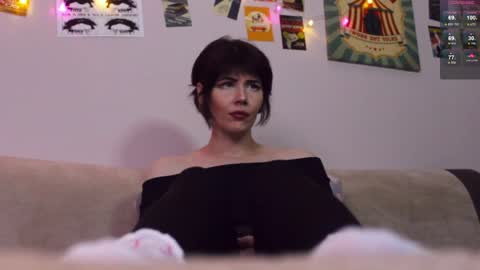 Britney online show from 04/19/26, 06:10