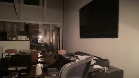 blake_strong online show from 12/18/25, 09:59