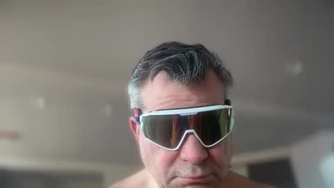 Snapshot of blake_strong chatting on 03/29/26, 02:06 blake_strong online show from 03/29/26, 02:06
