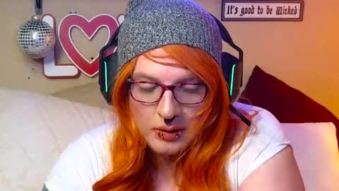 Snapshot of blakelytgirl chatting on 02/20/25, 08:17 Blakely Morningstar online show from 02/20/25, 08:17