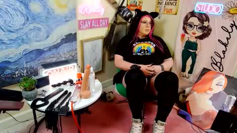 Snapshot of blakelytgirl chatting on 04/18/26, 05:44 Blakely Morningstar online show from 04/18/26, 05:44