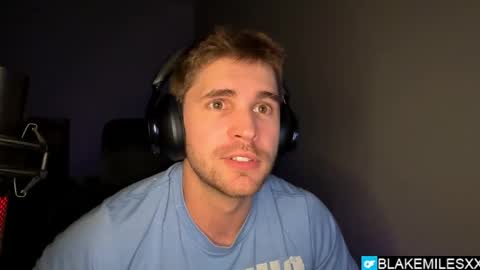 Snapshot of blakemiles2 chatting on 05/01/26, 01:54 Blake Miles online show from 05/01/26, 01:54