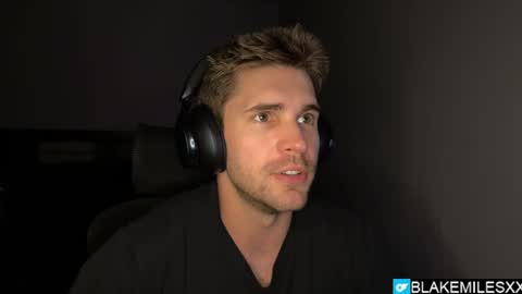 Snapshot of blakemiles2 chatting on 05/17/26, 01:58 Blake Miles online show from 05/17/26, 01:58
