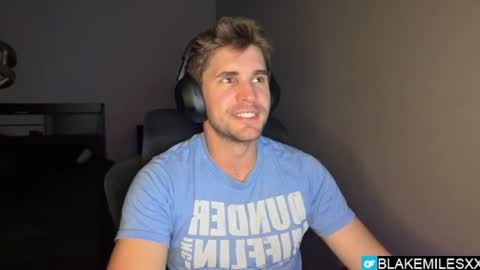 Snapshot of blakemiles2 chatting on 05/27/26, 02:30 Blake Miles online show from 05/27/26, 02:30