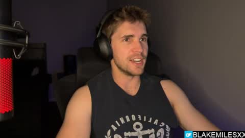 Snapshot of blakemiles2 chatting on 05/28/26, 03:26 Blake Miles online show from 05/28/26, 03:26