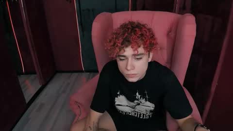 Snapshot of blalz_vok chatting on 11/14/25, 10:36 Blaiz online show from 11/14/25, 10:36