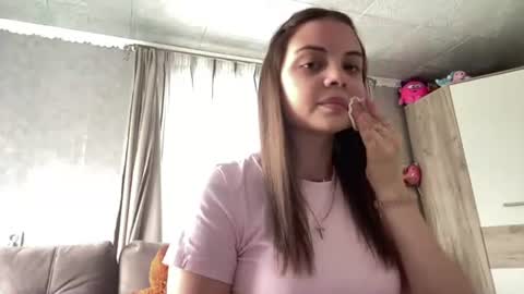 Angel online show from 06/16/26, 05:32