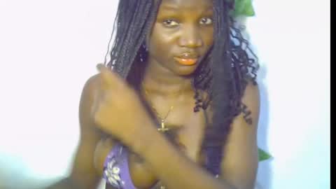 Snapshot of blaq_melanin chatting on 03/16/26, 07:01 nikky00 online show from 03/16/26, 07:01