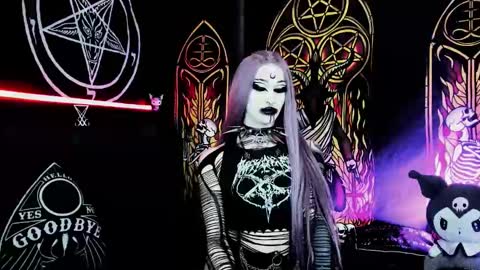   online show from 10/17/25, 01:57