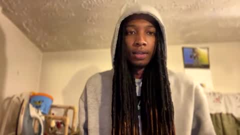 Snapshot of blaxkasta chatting on 12/17/24, 06:13 Black Clover online show from 12/17/24, 06:13