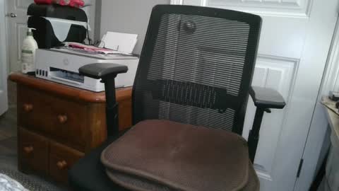 Snapshot of blaziken222 chatting on 04/08/26, 06:30 blaziken222 online show from 04/08/26, 06:30