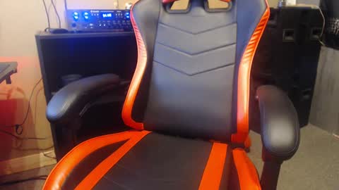 Snapshot of blazingslow chatting on 01/18/25, 07:59 blazingslow online show from 01/18/25, 07:59