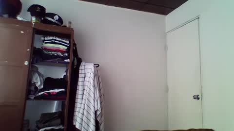 Snapshot of blckhorse19 chatting on 02/24/25, 03:09 blckhorse19 online show from 02/24/25, 03:09