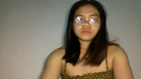 Snapshot of blessed774346 chatting on 06/03/26, 04:23 blessed774346 online show from 06/03/26, 04:23