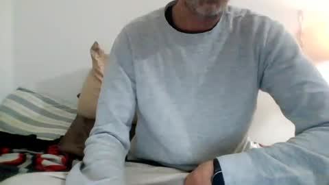 Banana boy blinky online show from 01/04/25, 01:42