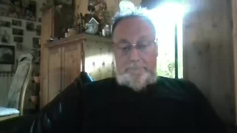 Snapshot of blindsurfer780299 chatting on 09/24/25, 04:21 blindsurfer780299 online show from 09/24/25, 04:21