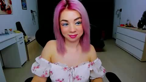 Nicole online show from 12/04/24, 04:10