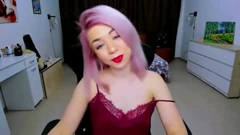 Nicole online show from 12/16/24, 07:37