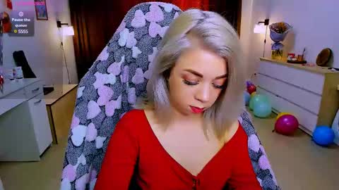 Nicole online show from 02/13/25, 11:39